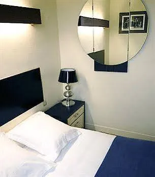 Detective Hotel