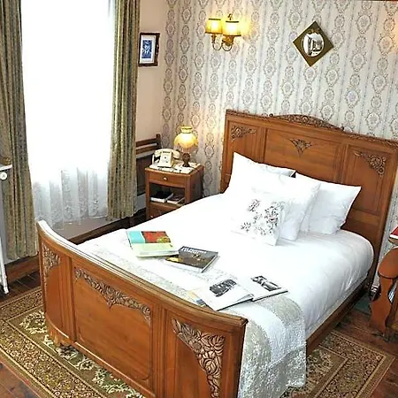 Hotel Detective Étretat