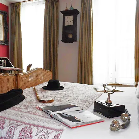 Detective 2* אטרטאט