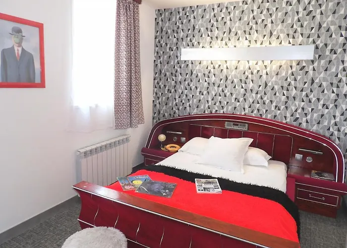 Detective 2* Étretat